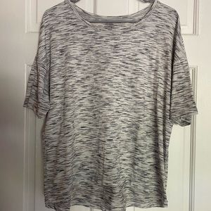 Lululemon short sleeve shirt